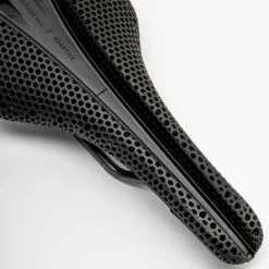 Fizik Antares R1 Versus Evo Adaptive Saddle 21 Fizik Antares R1 Versus Evo Adaptive Saddle -Bicycle Components Shop Fizik Adaptive R1 VS Evo Saddle Black 4