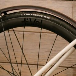 38 RL Carbon Tubeless Disc Wheelset 37 38 RL Carbon Tubeless Disc Wheelset -Bicycle Components Shop Vel 38 RL Carbon Tubeless Disc Wheelset Black 16