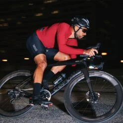 ZIPP 404 Firecrest Carbon Tubeless CL Disc Wheelset -Bicycle Components Shop Zipp 404 Firecrest Carbon Tubeless CL Disc Wheelset Black 4